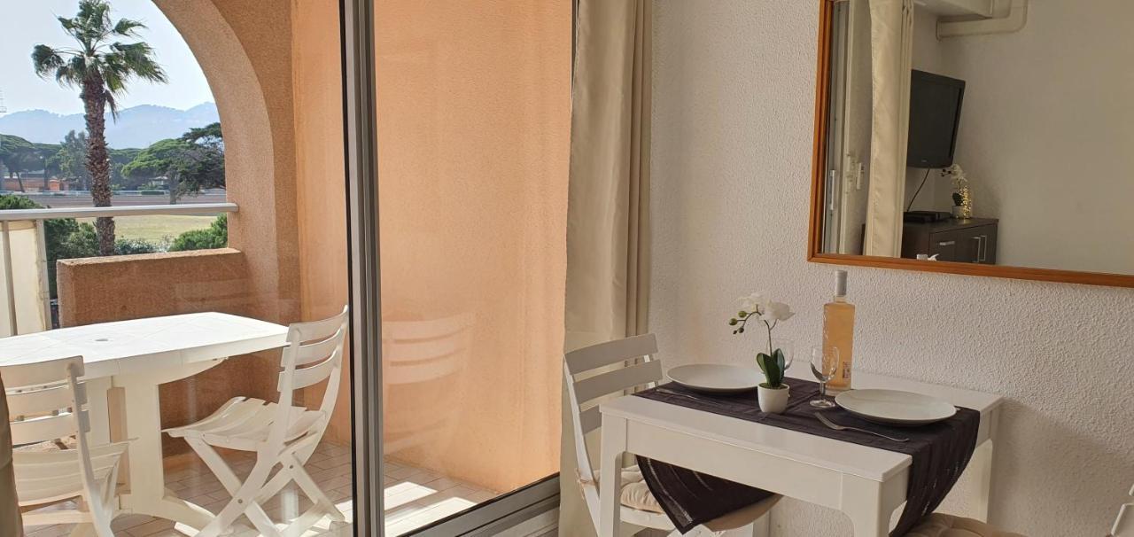 L'Etoile Sous Les Pins - La Loge Apartment อิแยร์ ภายนอก รูปภาพ