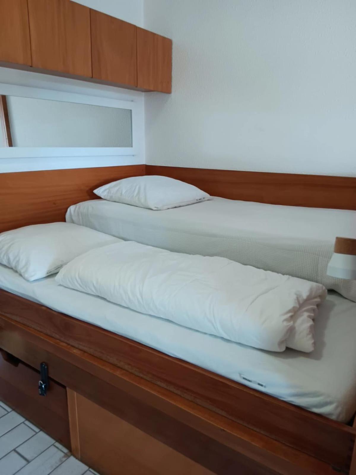 L'Etoile Sous Les Pins - La Loge Apartment อิแยร์ ภายนอก รูปภาพ
